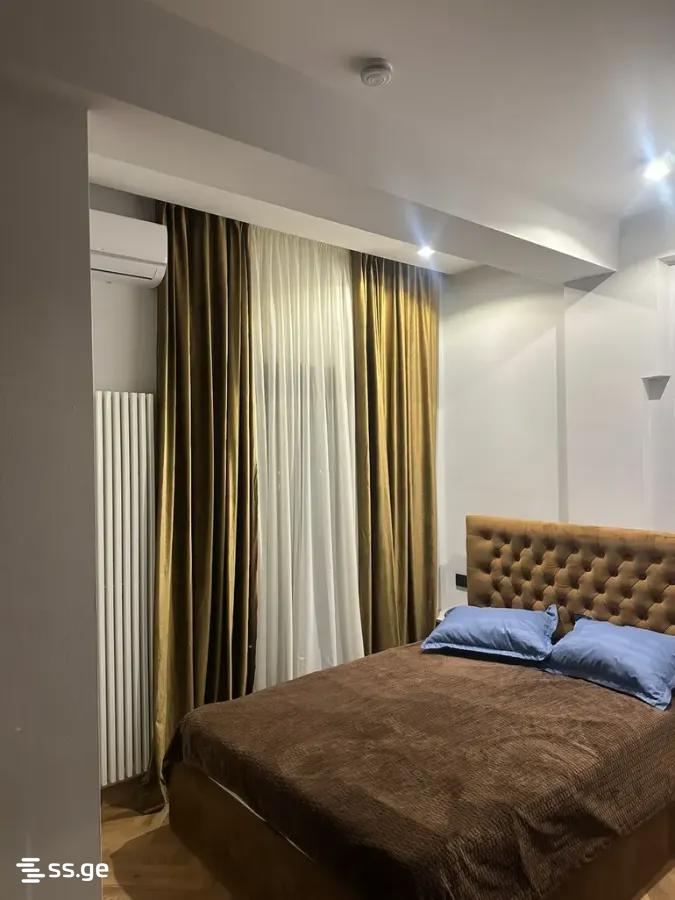1 Room Flat For Sale view 2