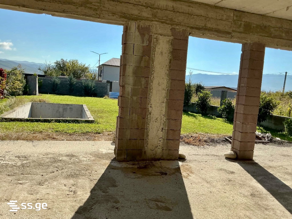 6 Room Private House For Sale view 5