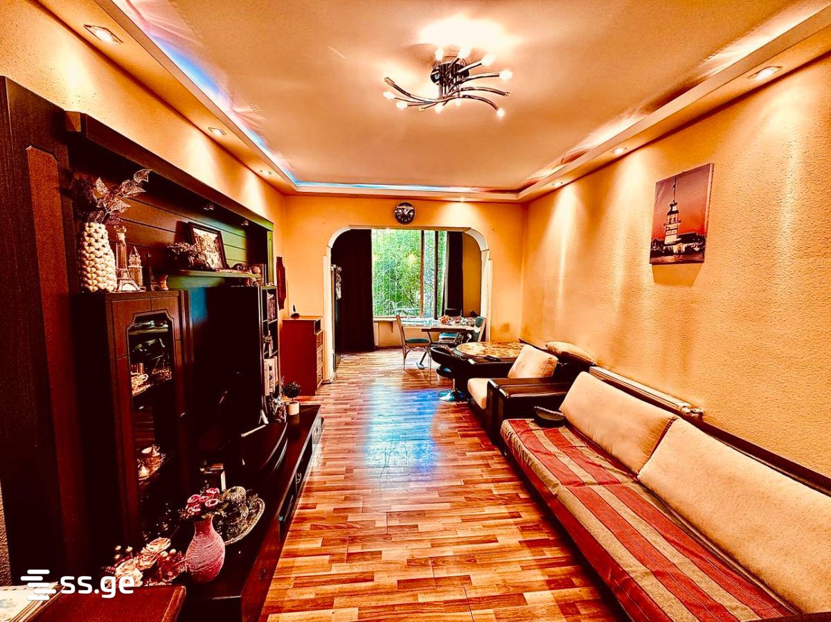 4 Room Private House For Sale view 1