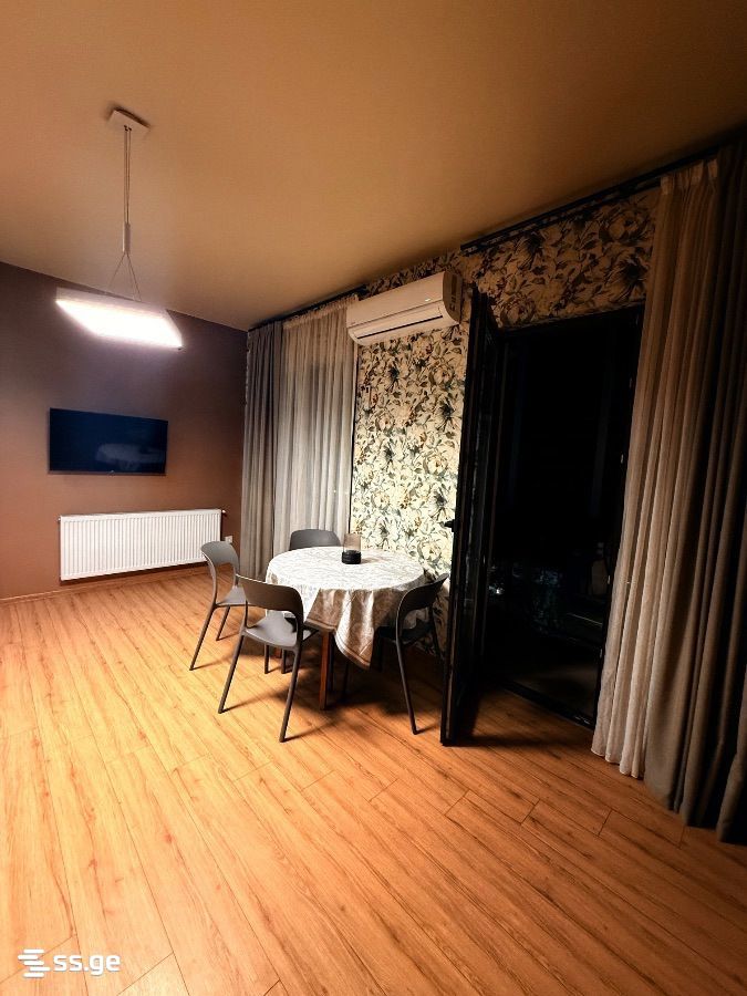 4 Room Hotel For Rent. Digomi view 9