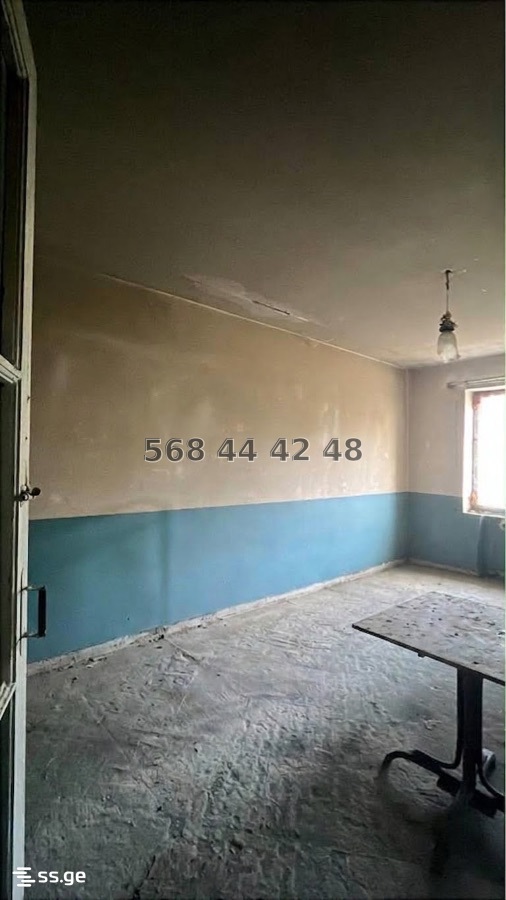 1 Room Flat For Sale view 2