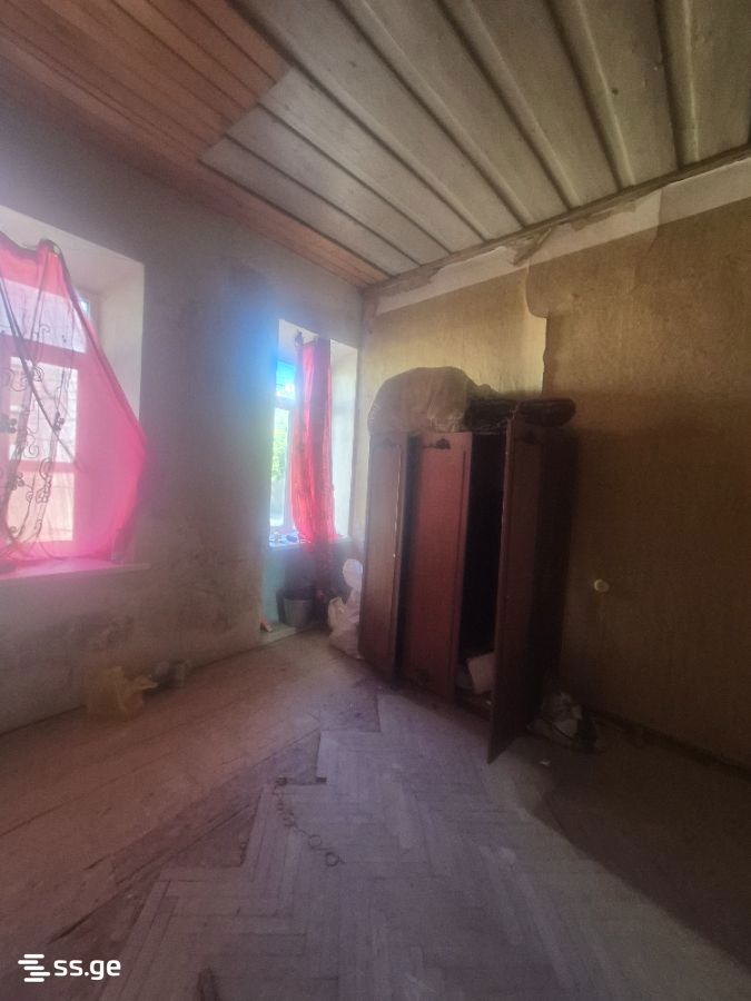 Commercial Space For Sale. Avlabari view 1