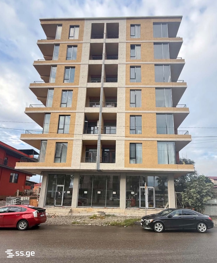 Продажа Commercial Space в Кутаиси view 1