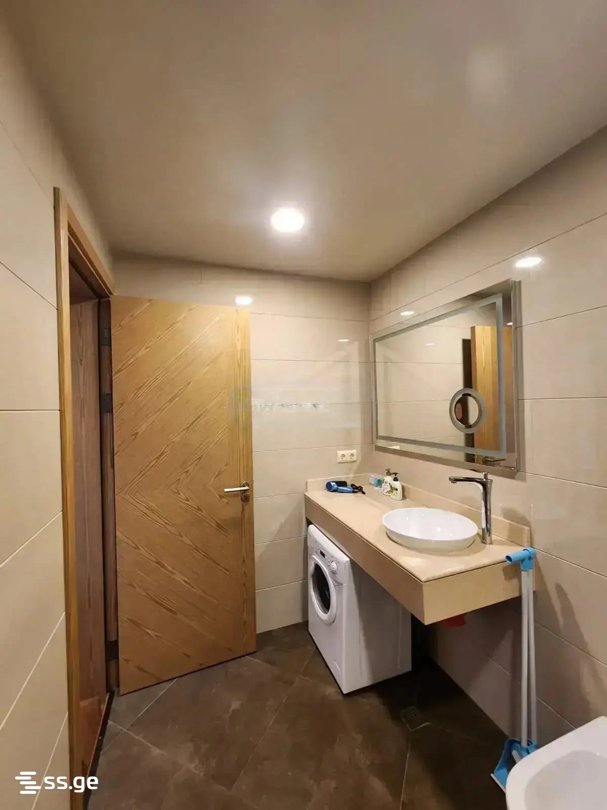 2 Room Flat Daily Rent. Chaqvi view 11