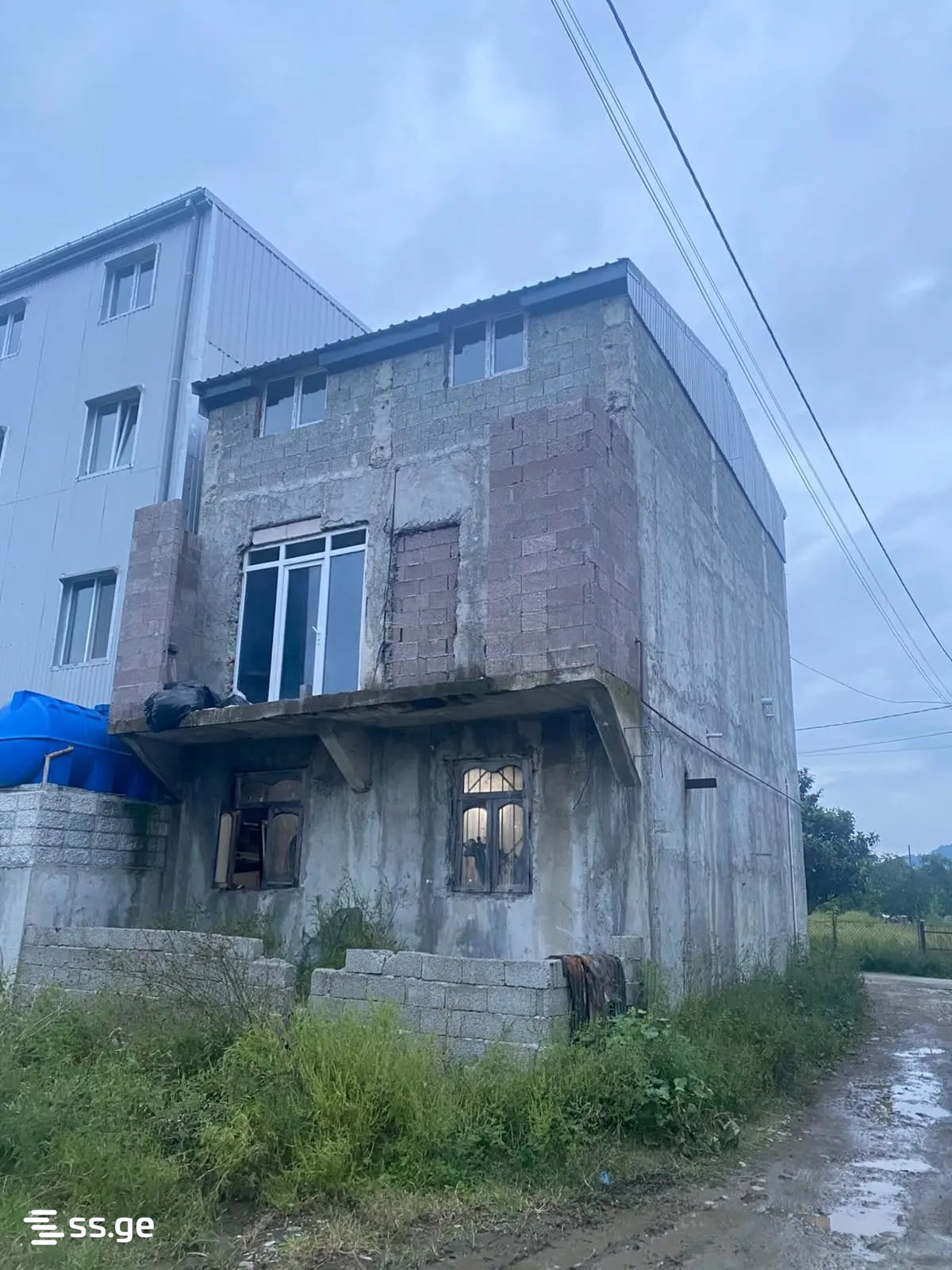 4 Room Private House For Sale view 1
