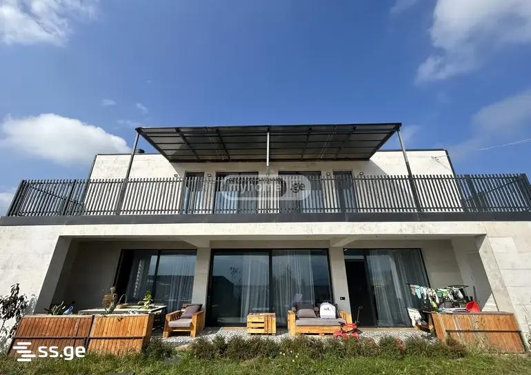 7 Room Private House For Sale view 1