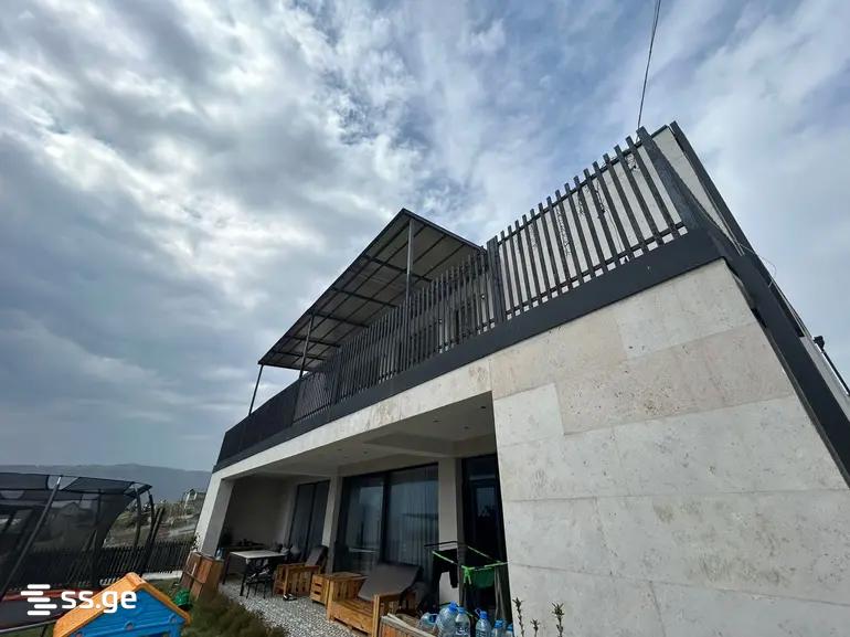 7 Room Private House For Sale view 4