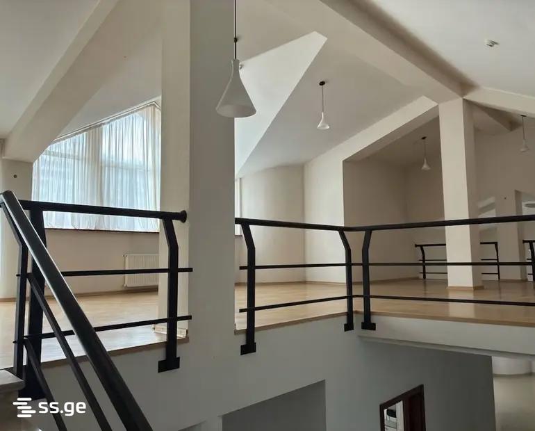 10 Room Private House For Sale view 1
