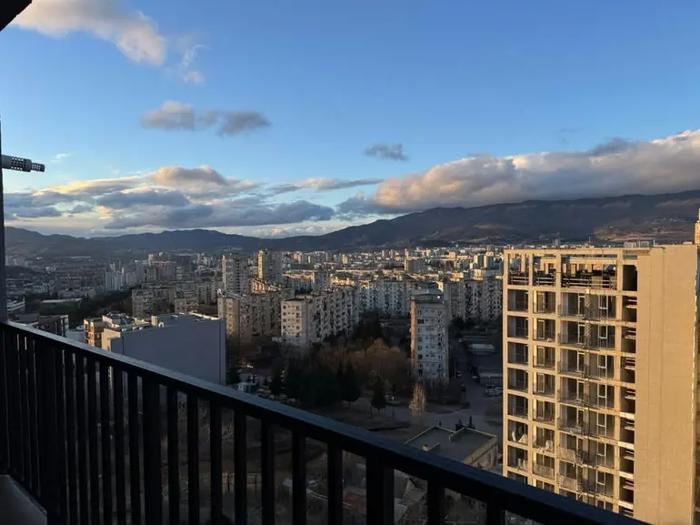 https://static.ss.ge/20261012/7_15d96694-9430-4e2a-948d-fb08137d4bdf_Thumb.jpg