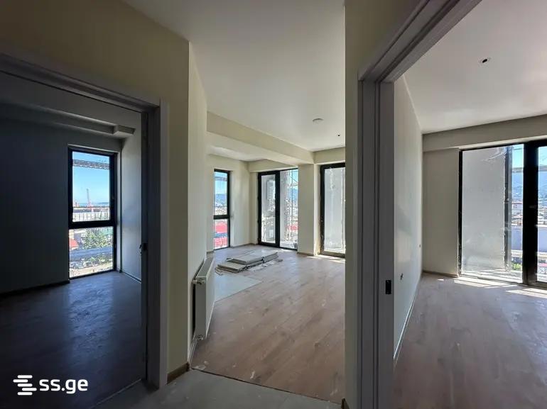 Продажа 3-комната Квартира view 1