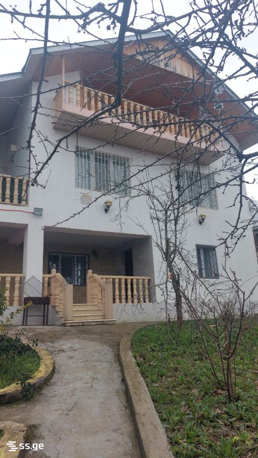 9 Room Private House For Sale view 1