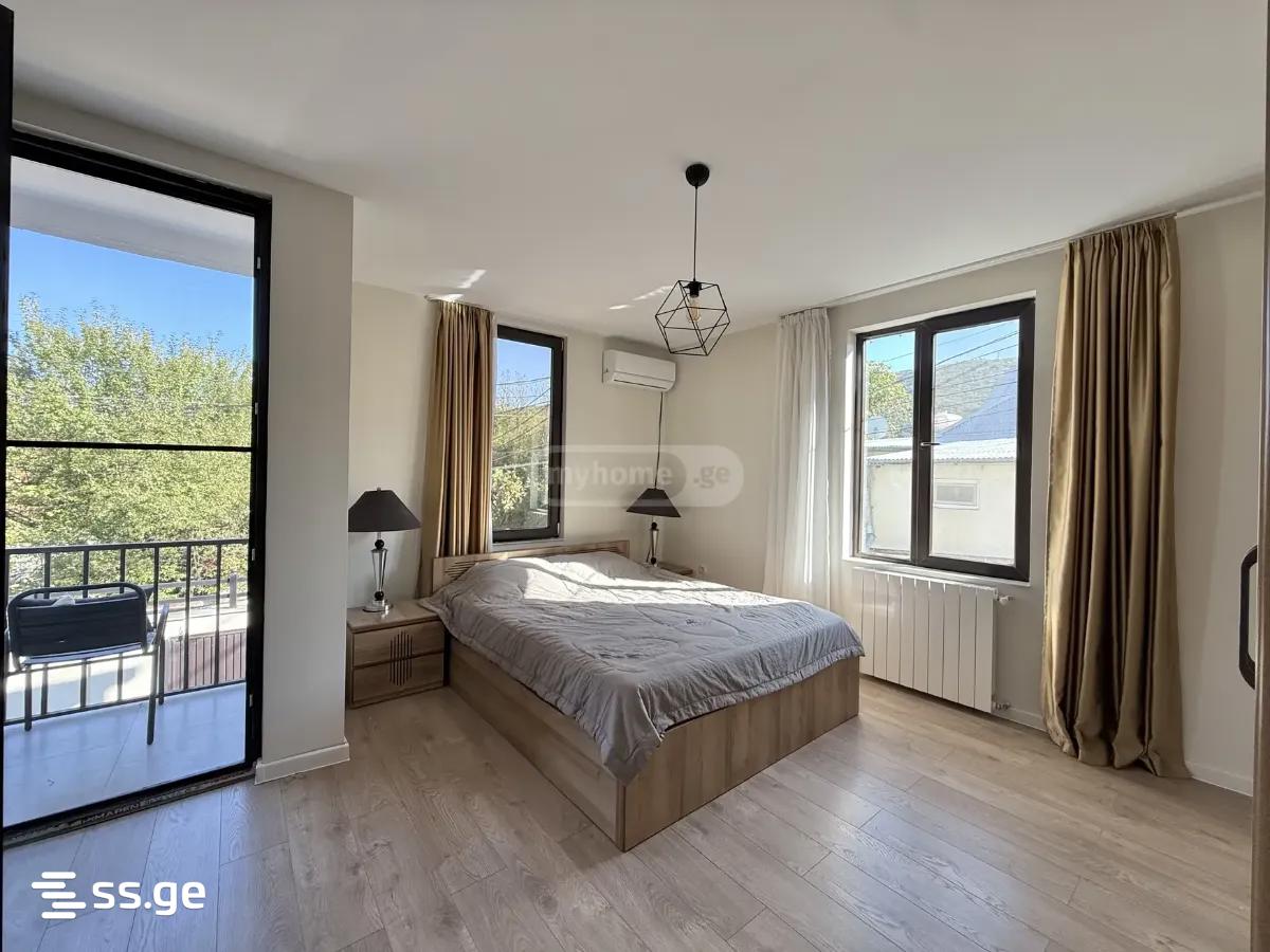 4 Room Summer Cottage For Rent. Didube view 1
