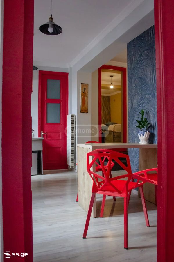 3 Room Flat Daily Rent. Sololaki view 1