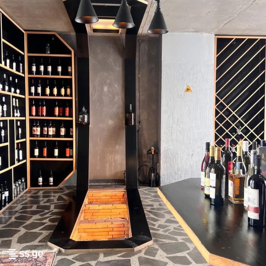 5 Room Hotel For Sale view 4