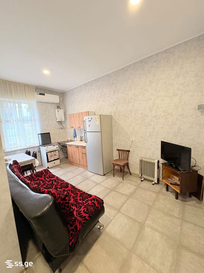 4 Room Flat For Rent. Tskaltubo view 1