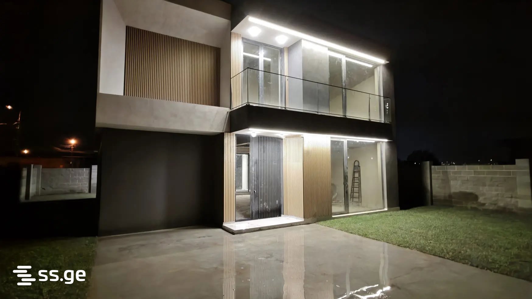 6 Room Private House For Sale view 4