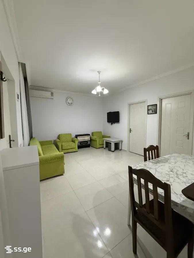 3 Room Flat For Rent. Makhindjauri view 1