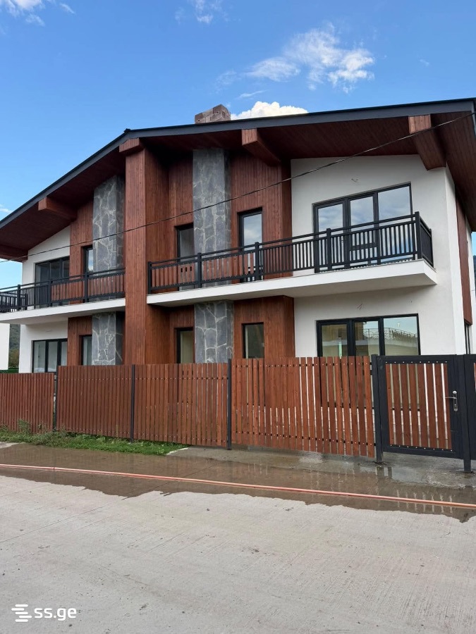 3 Room Flat For Sale view 1