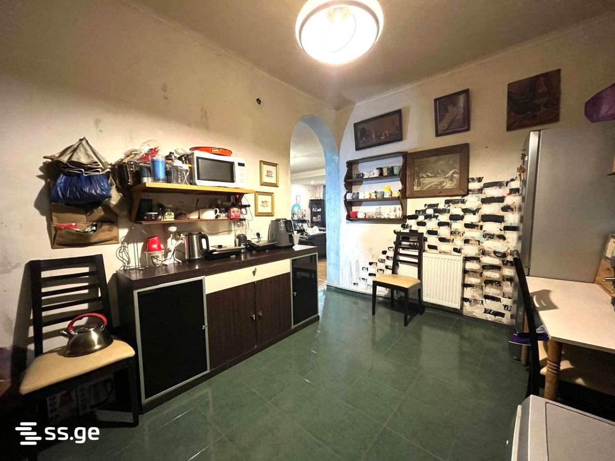 3 Room Private House For Sale view 3