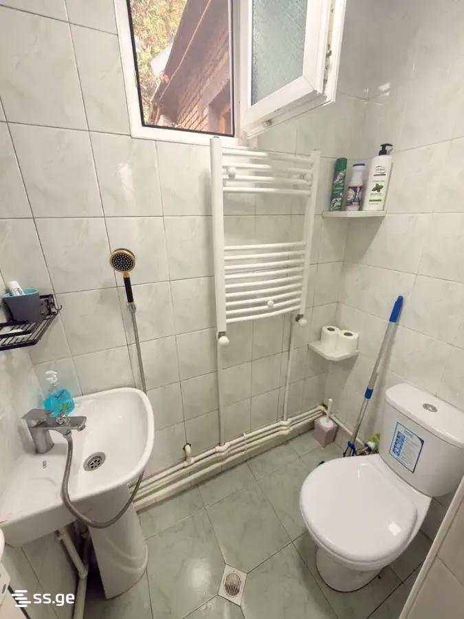 5 Room Private House For Sale view 3