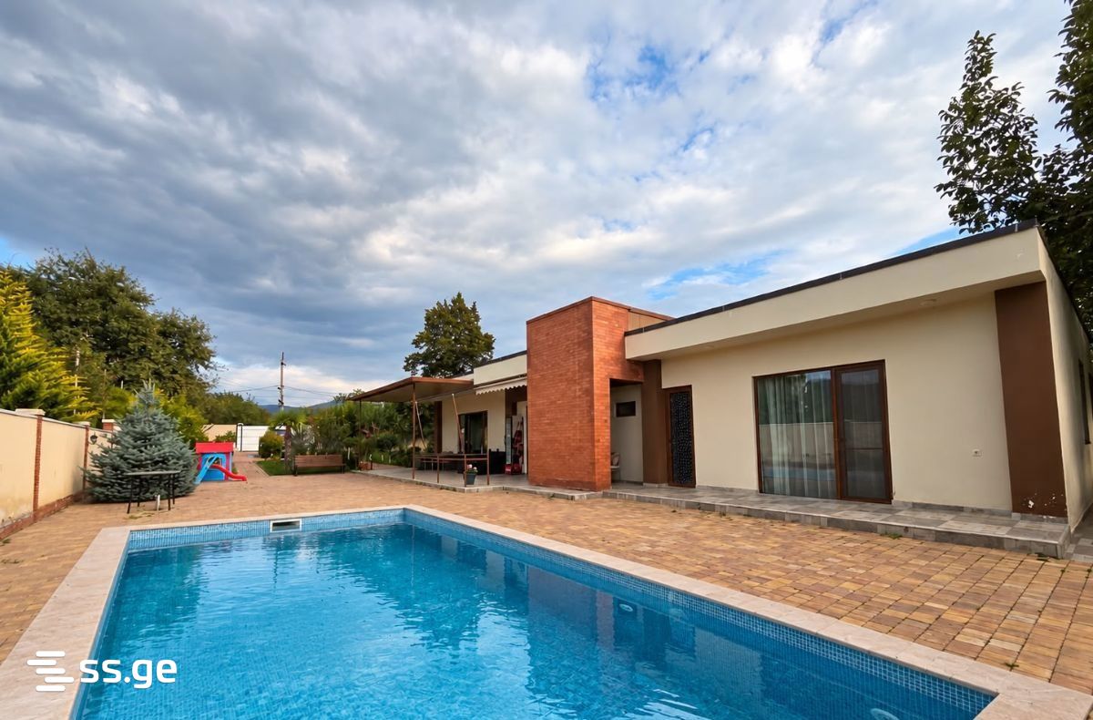 5 Room Summer Cottage For Rent. Saguramo view 2