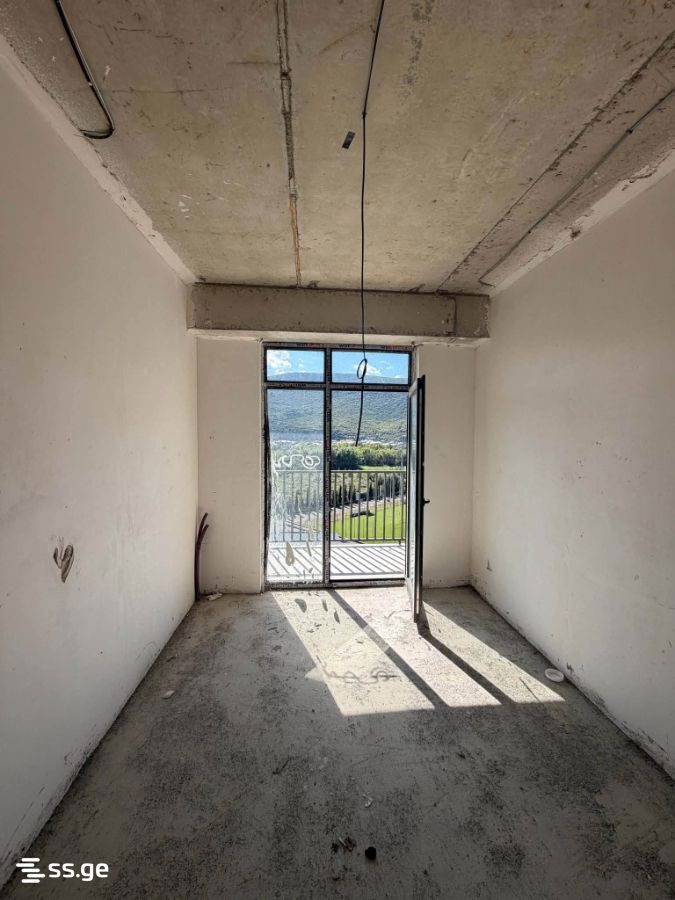 3 Room Flat For Sale view 3