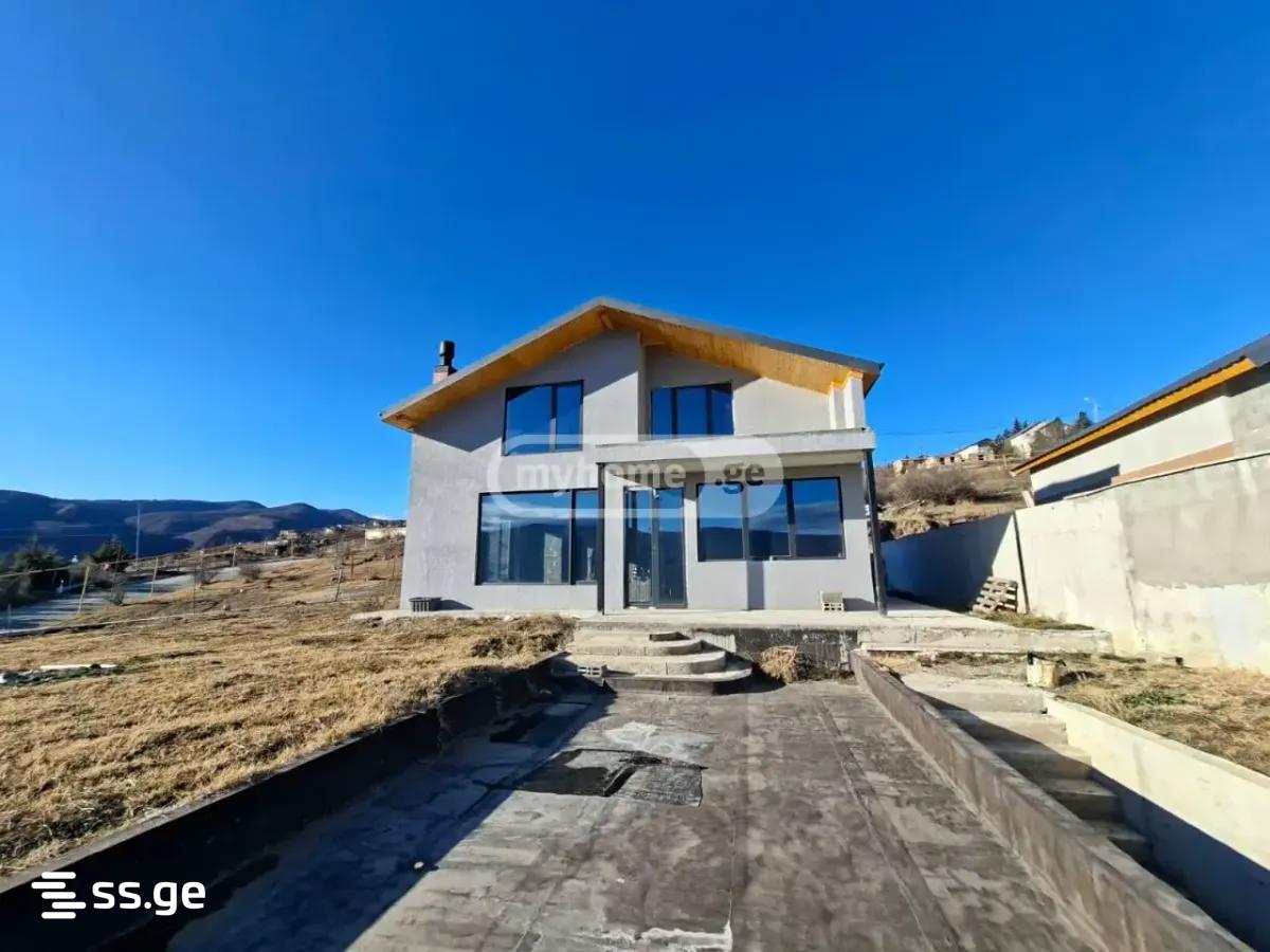 6 Room Private House For Sale view 1