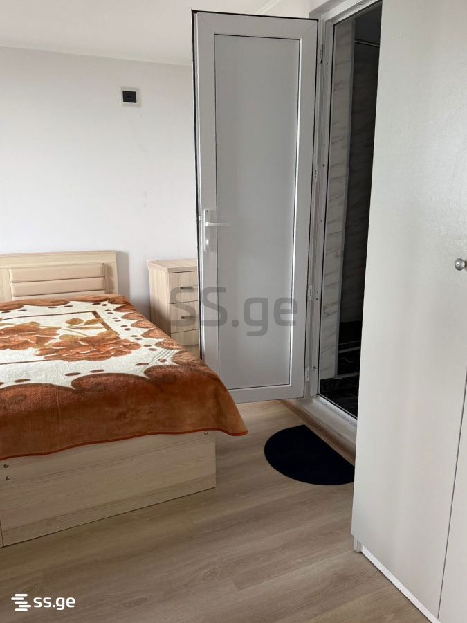 2 Room Flat For Rent. Makhindjauri view 4