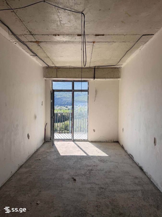 3 Room Flat For Sale view 1