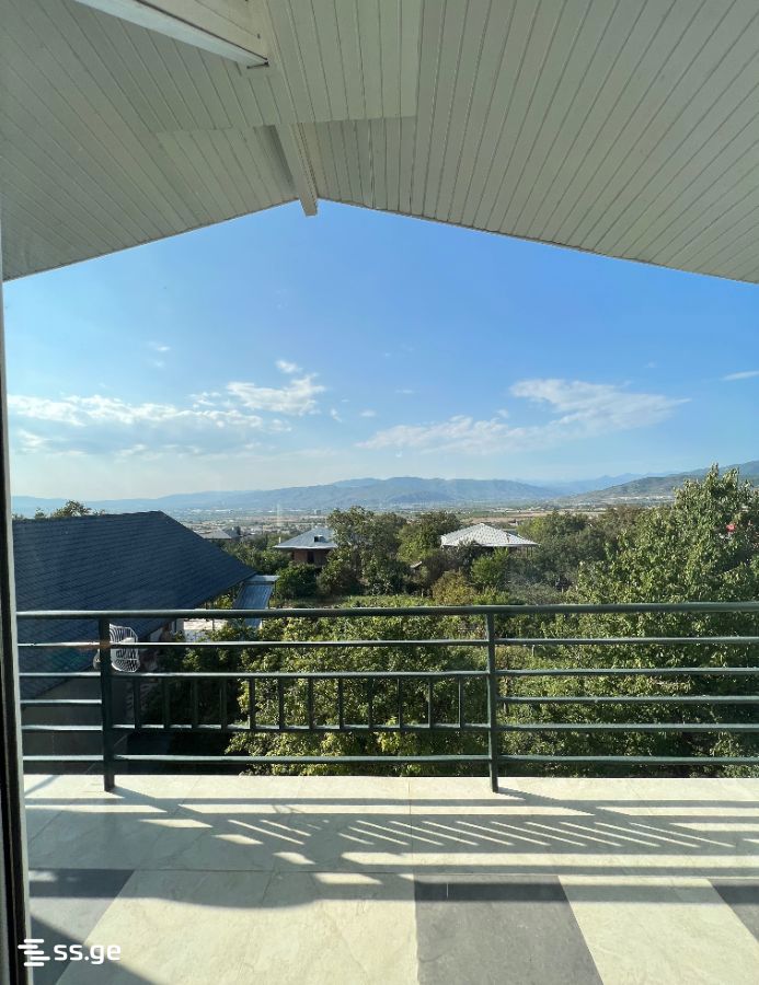 6 Room Summer Cottage For Rent. Saguramo view 2