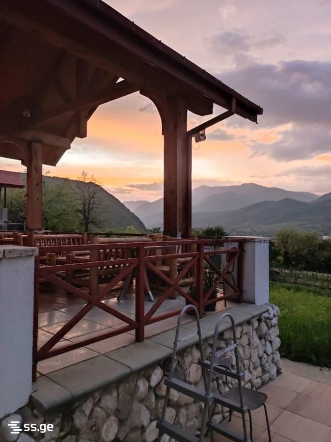 7 Room Hotel For Sale view 4