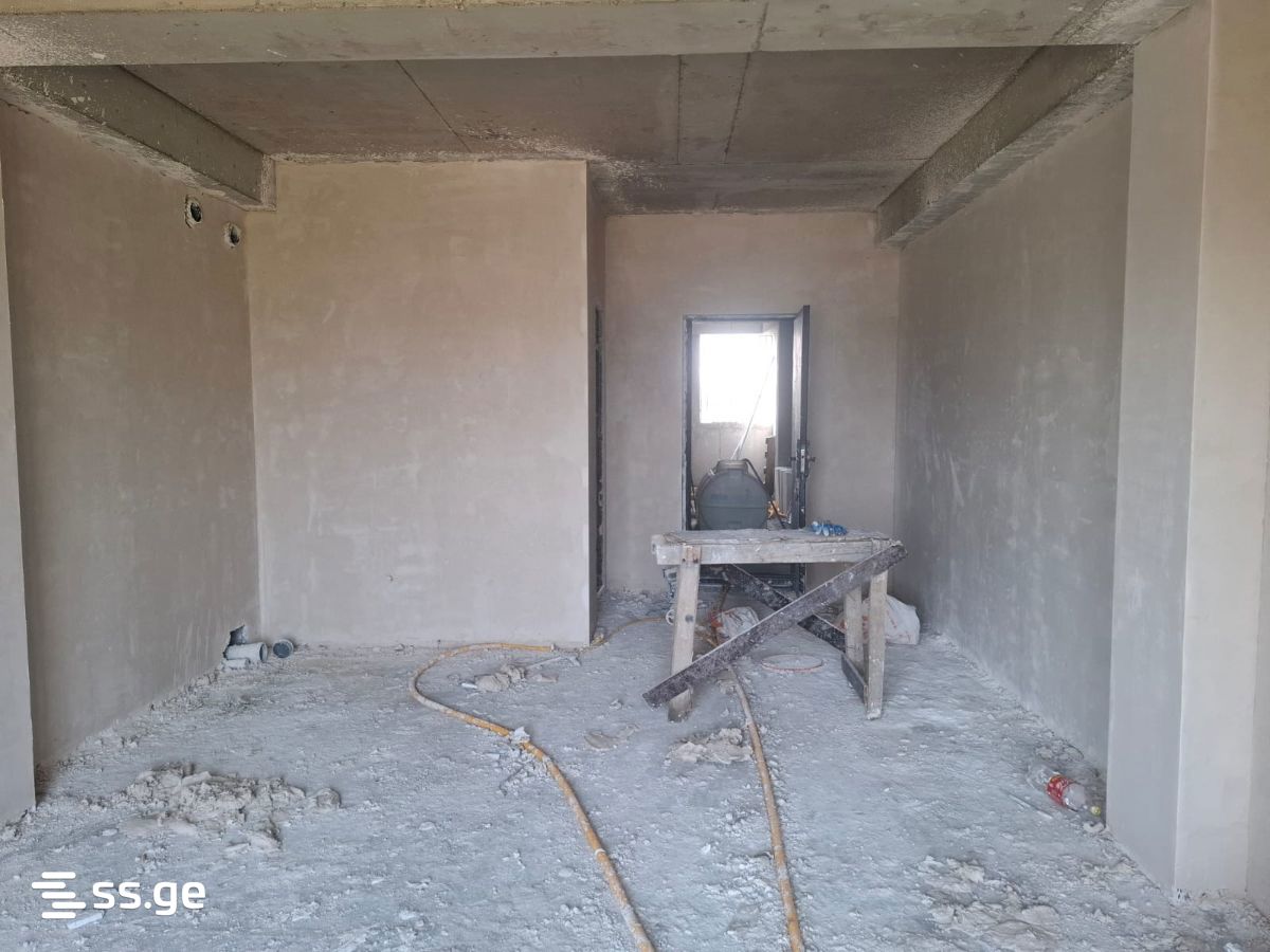 1 Room Flat For Sale view 3
