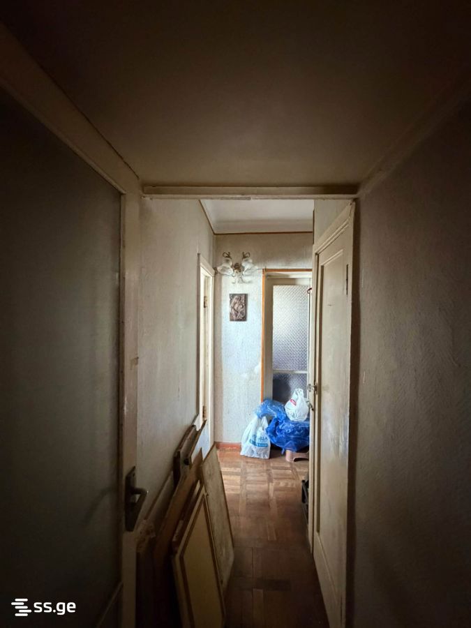 3 Room Flat For Sale view 4
