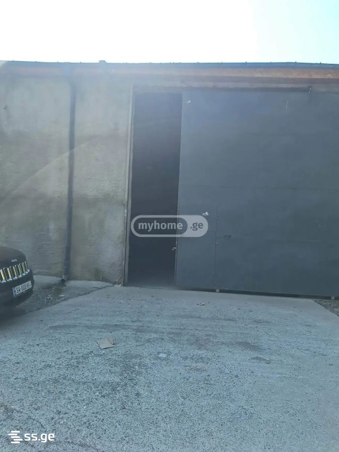 Store-Industrial Property For Rent. Kutaisi view 1