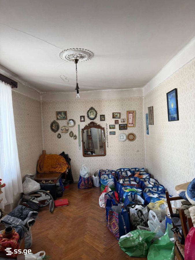 3 Room Flat For Sale view 2