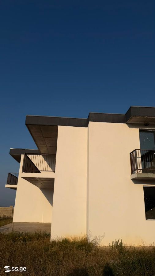 Private House For Sale. Tabakhmela view 4