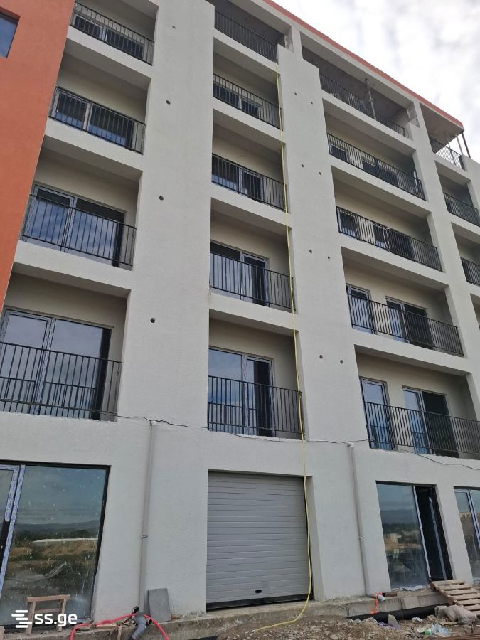 1 Room Flat For Sale view 1