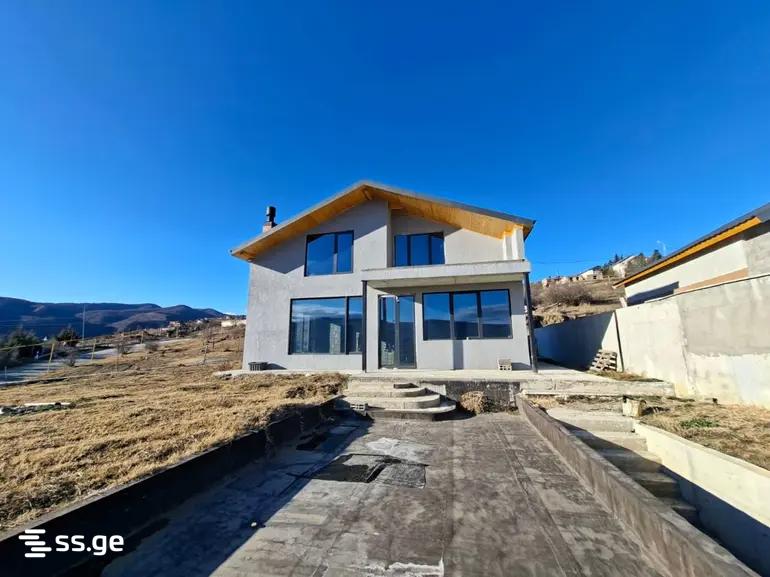 6 Room Private House For Sale view 1