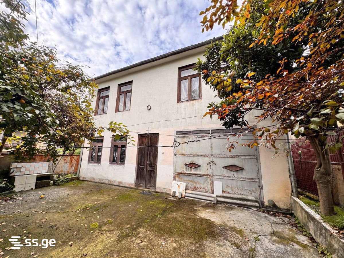 5 Room Private House For Sale view 1
