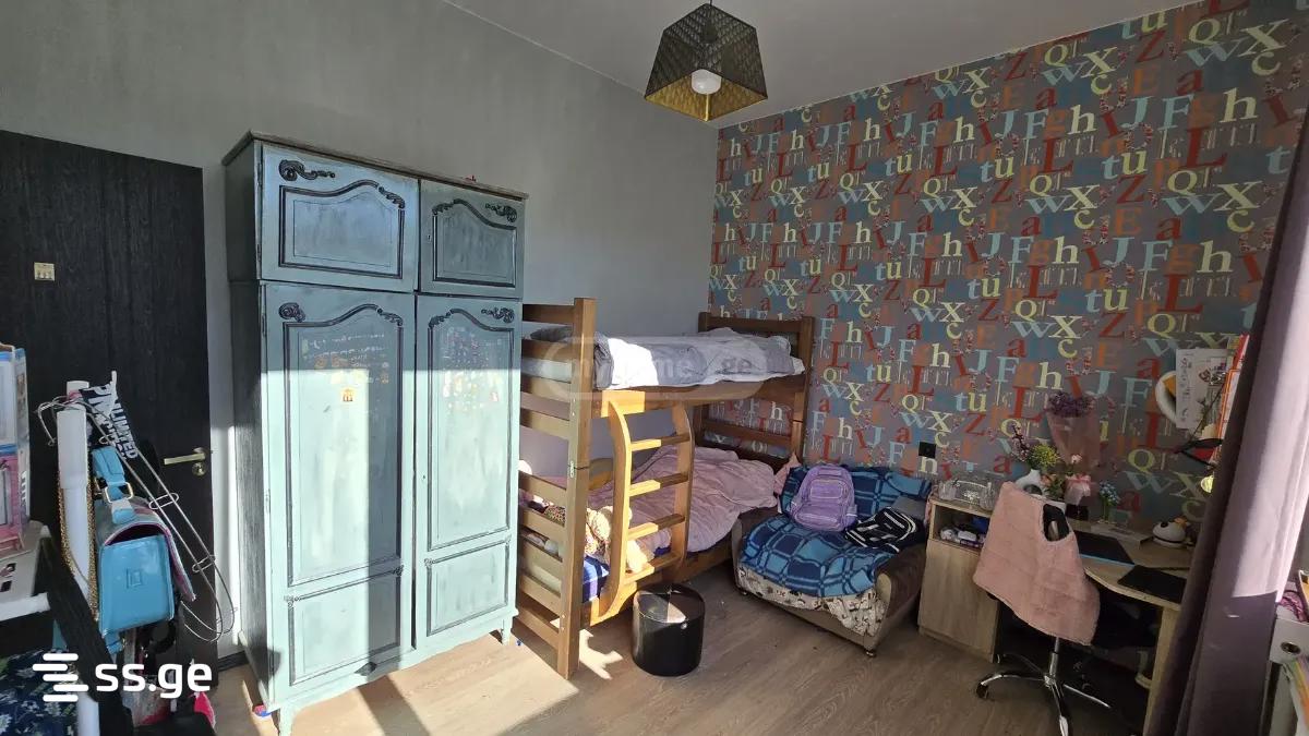 6 Room Private House For Rent. Tabakhmela view 4