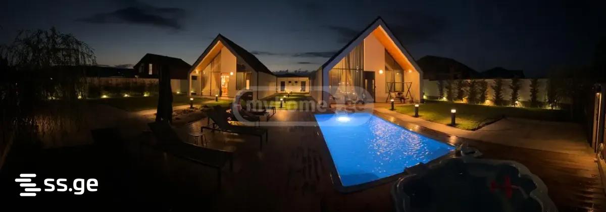 10 Room Private House For Sale view 2