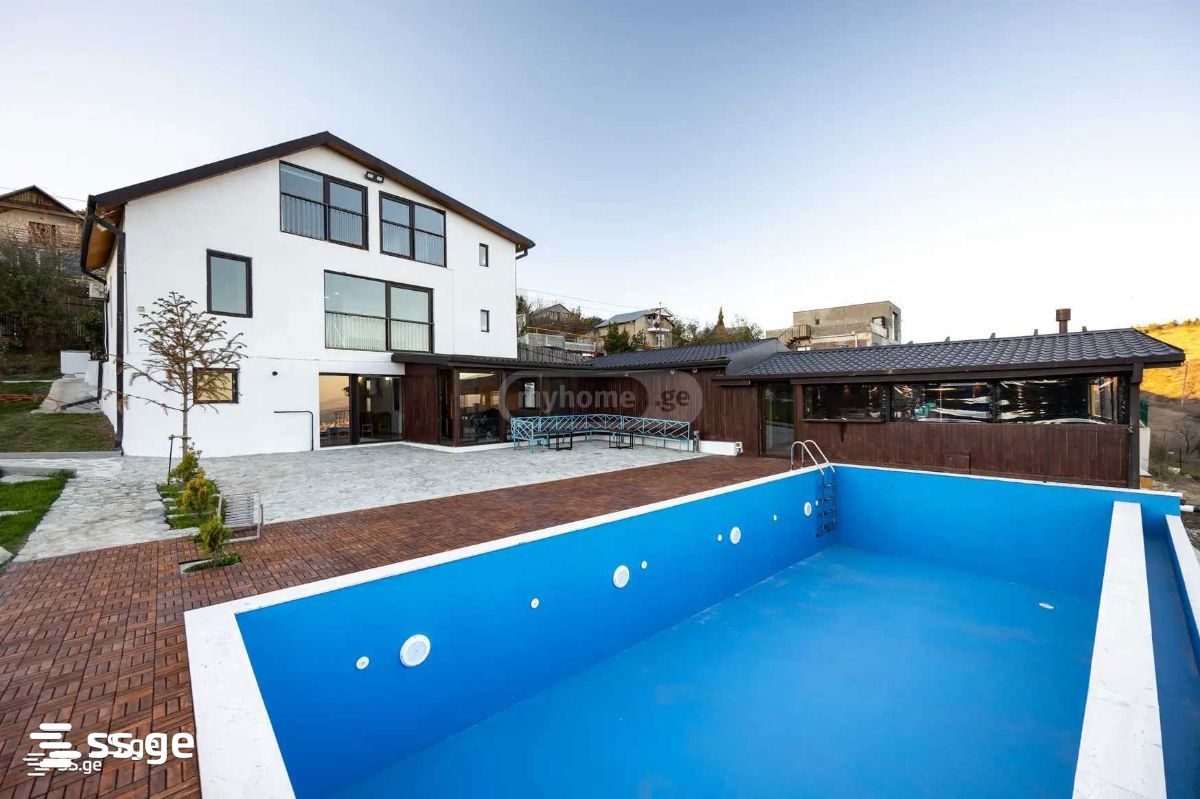 6 Room Private House For Rent. Napetvrebi view 1