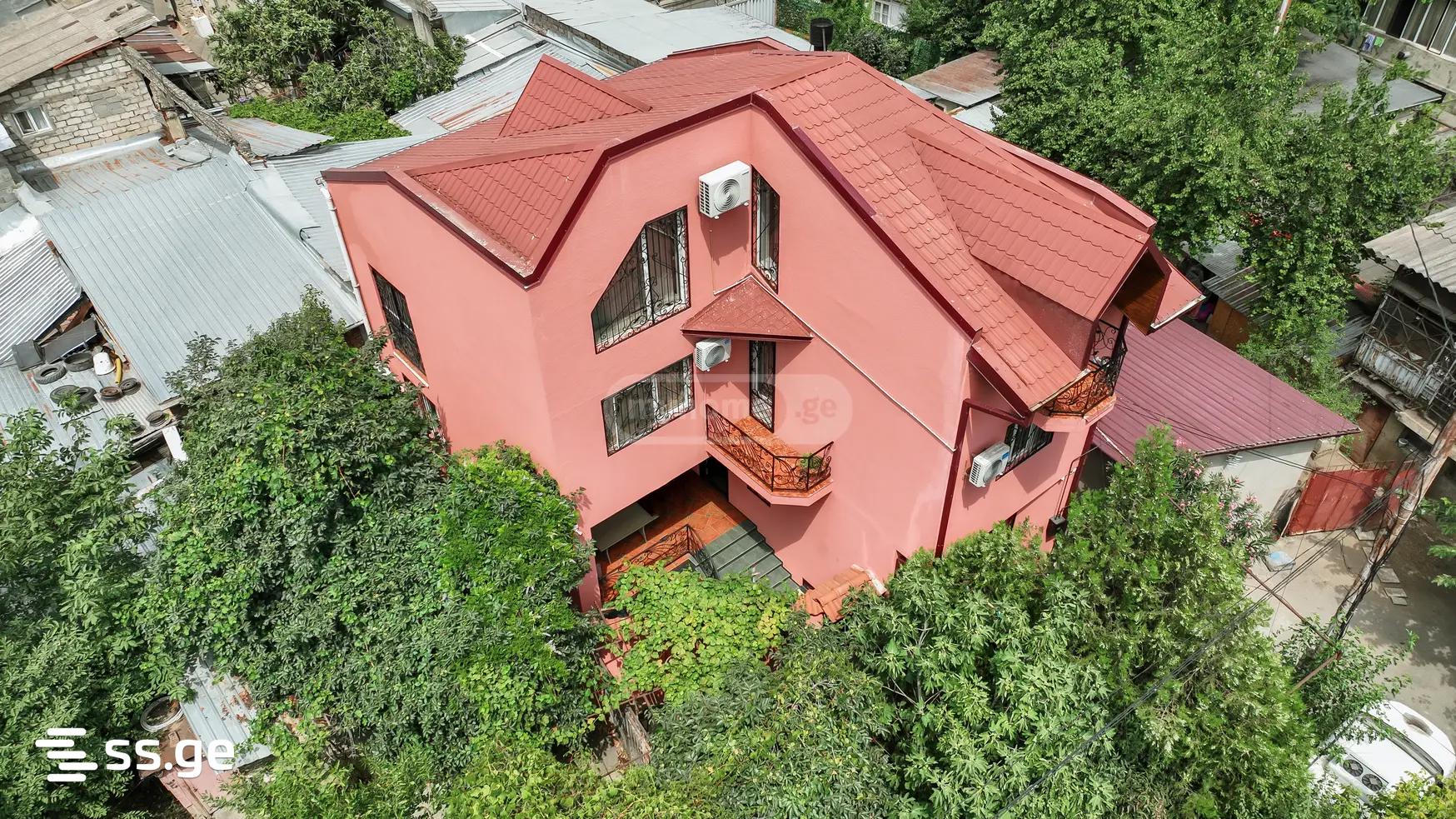 9 Room Private House For Rent. Didube view 4