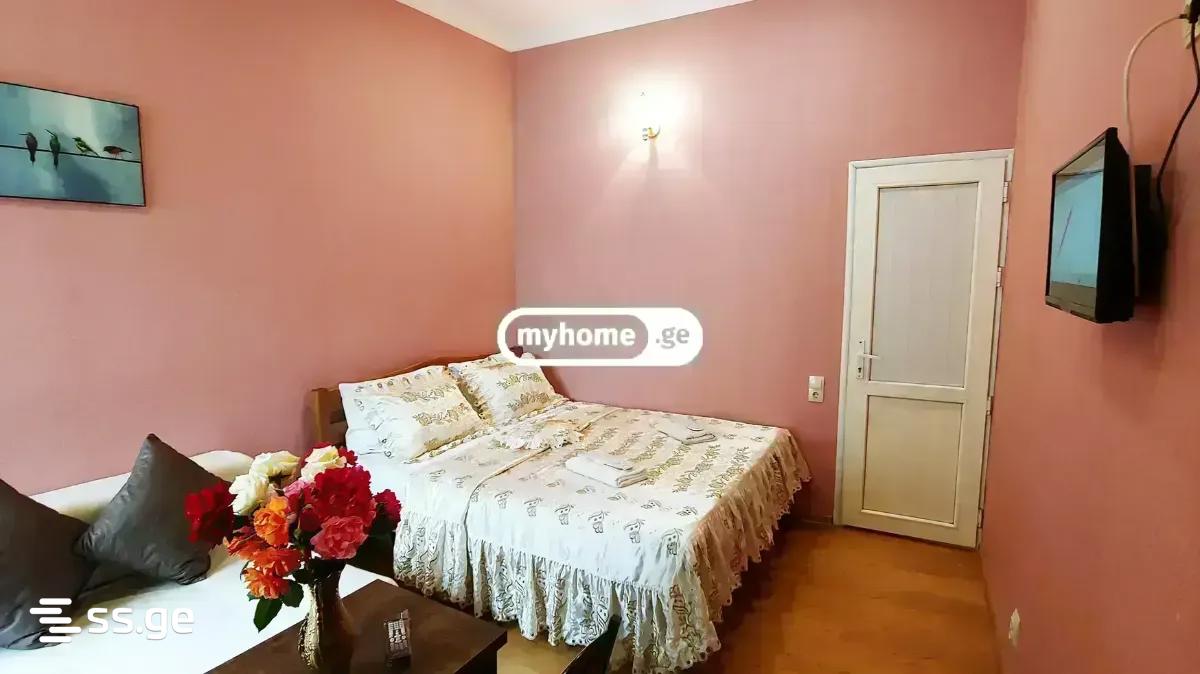 4 Room Hotel For Rent. Vera view 1