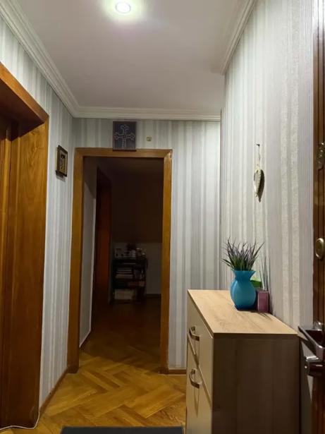 https://static.ss.ge/20261015/2_31262093-aae8-40ea-9372-875033550273_Thumb.jpg
