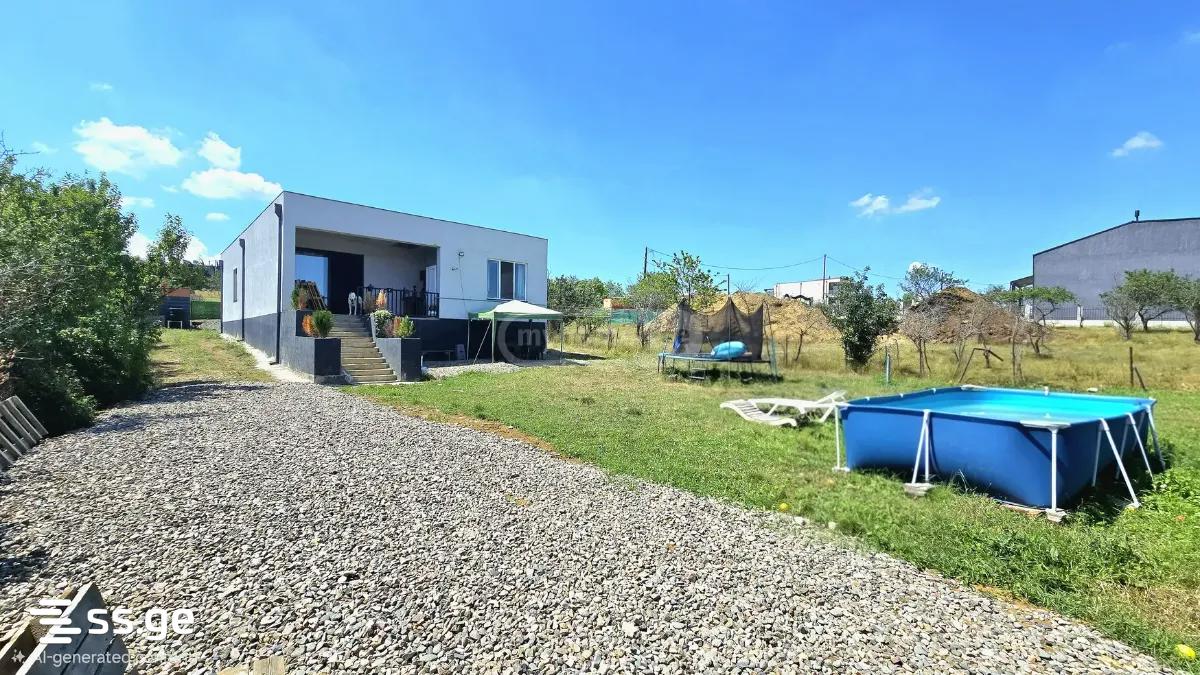 6 Room Private House For Rent. Tabakhmela view 4