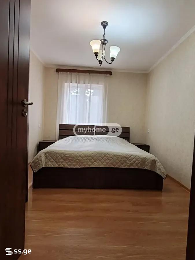 8 Room Summer Cottage For Rent. Tskneti view 4