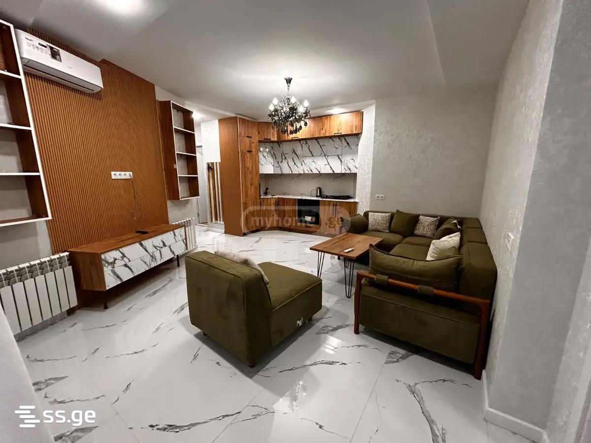 7 Room Flat For Sale view 1