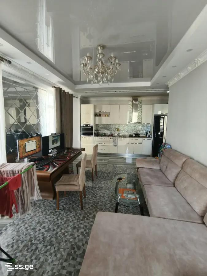 იყიდება 2-ოთახი Hotel view 1