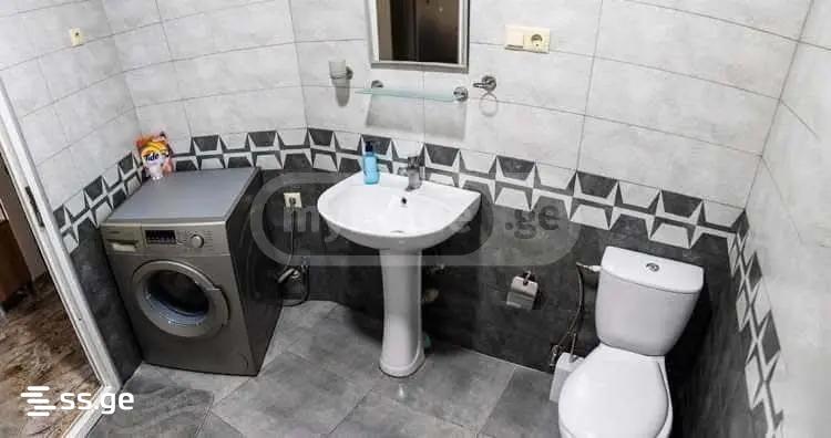 იყიდება 3-ოთახი Hotel view 2